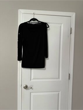 Cable & Gauge Black Scoop Neck Long Sleeve Top